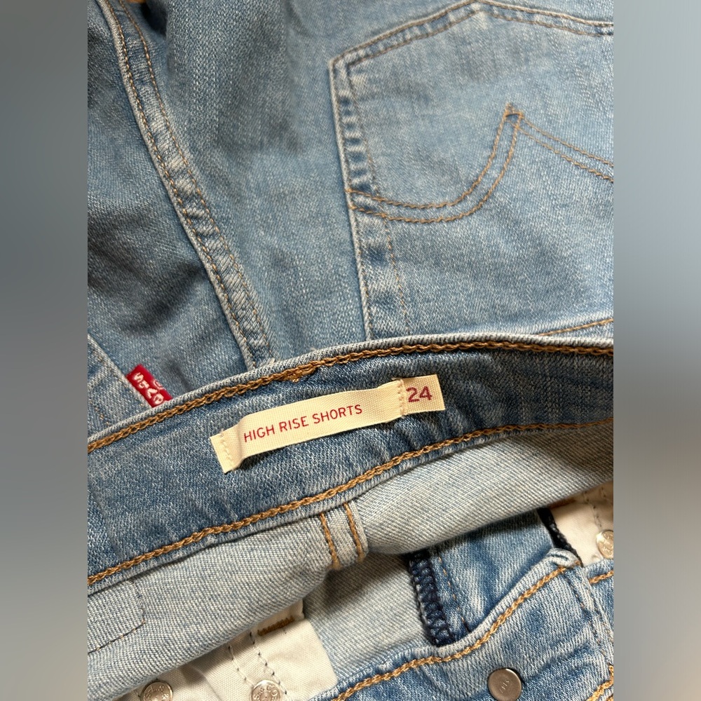 Levi’s high rise shorts